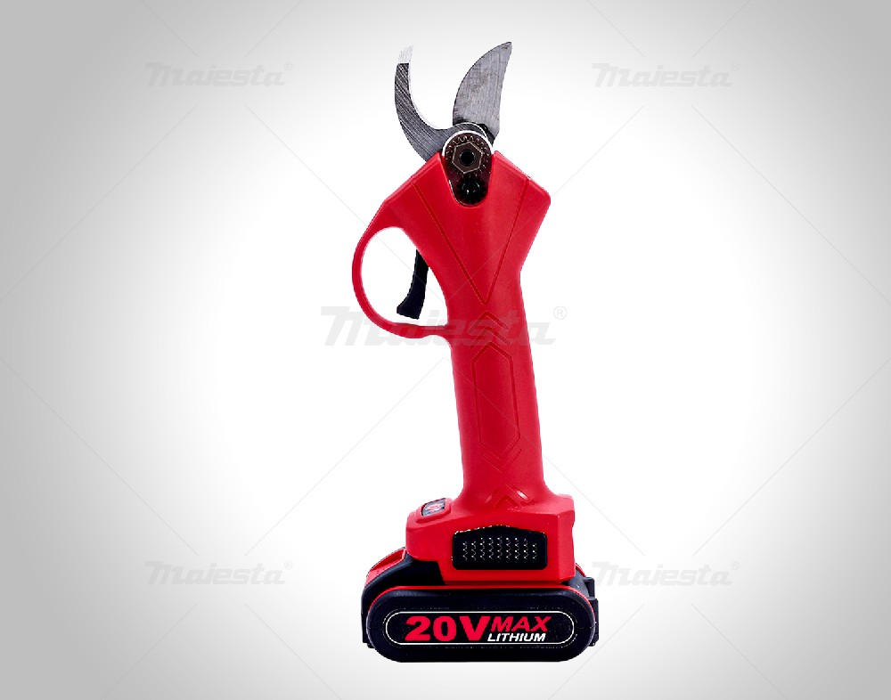 CORDLESS PRUNER