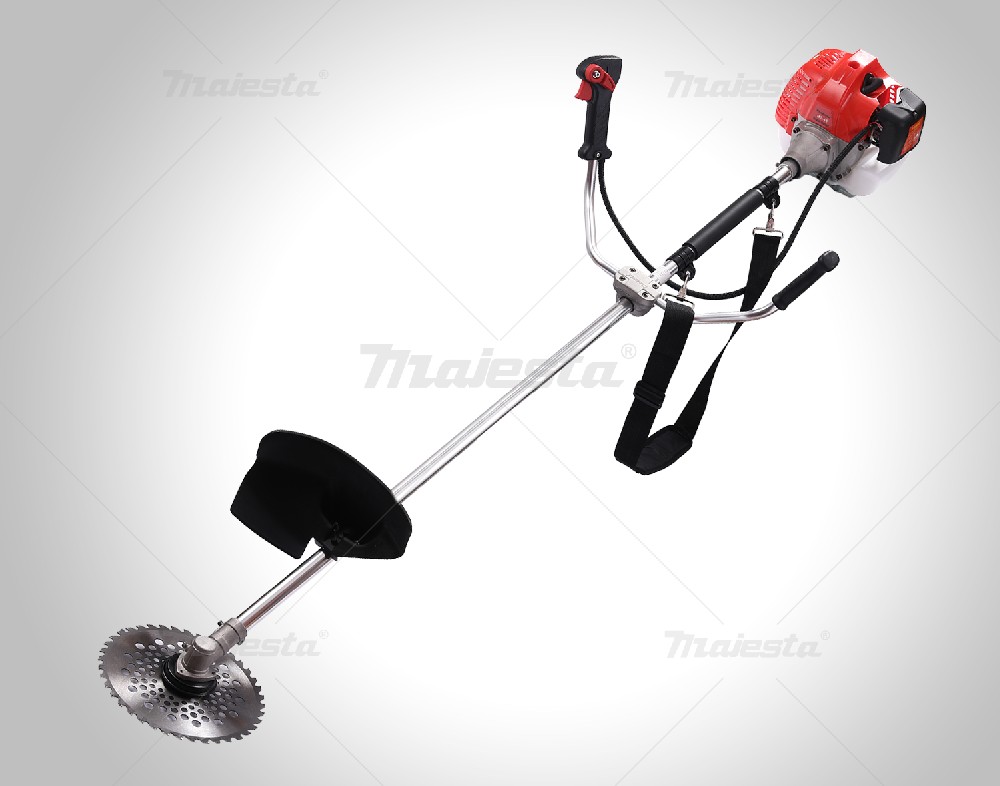 GASOLINE GRASS TRIMMER
